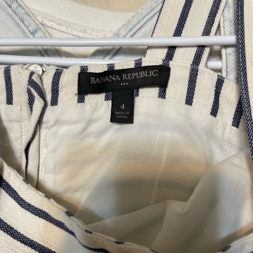 Banana Republic Blue and White Striped Bodycon Dress - Picture 4 of 6